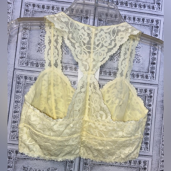NWT FreePeople Sz-S Lace Soft Yellow Light BraletteVery Soft and Sooo Pretty 🌼💛 - Picture 5 of 16